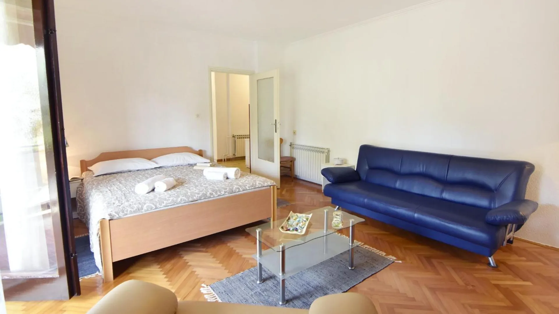 Apartments With A Parking Space Umag - 22464